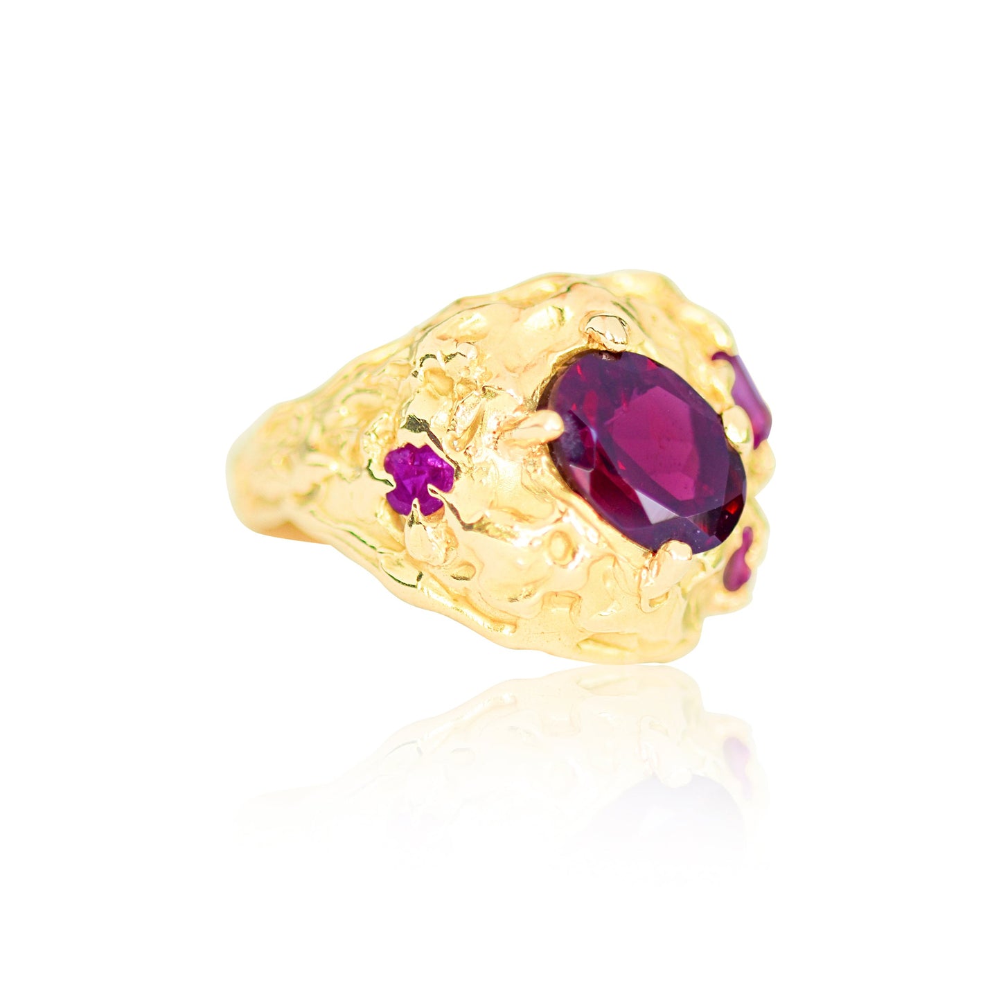 18ct Yellow Gold Ring with Sri Lankan Garnet and Pink Sapphires
