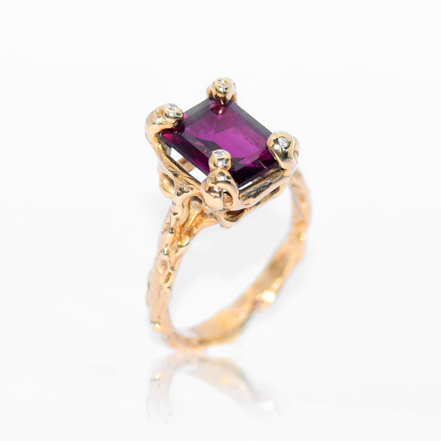 Gold ring set with Garnet and diamonds - LaParra Jewels-BESPOKE HAND MADE JEWLERY LONDON