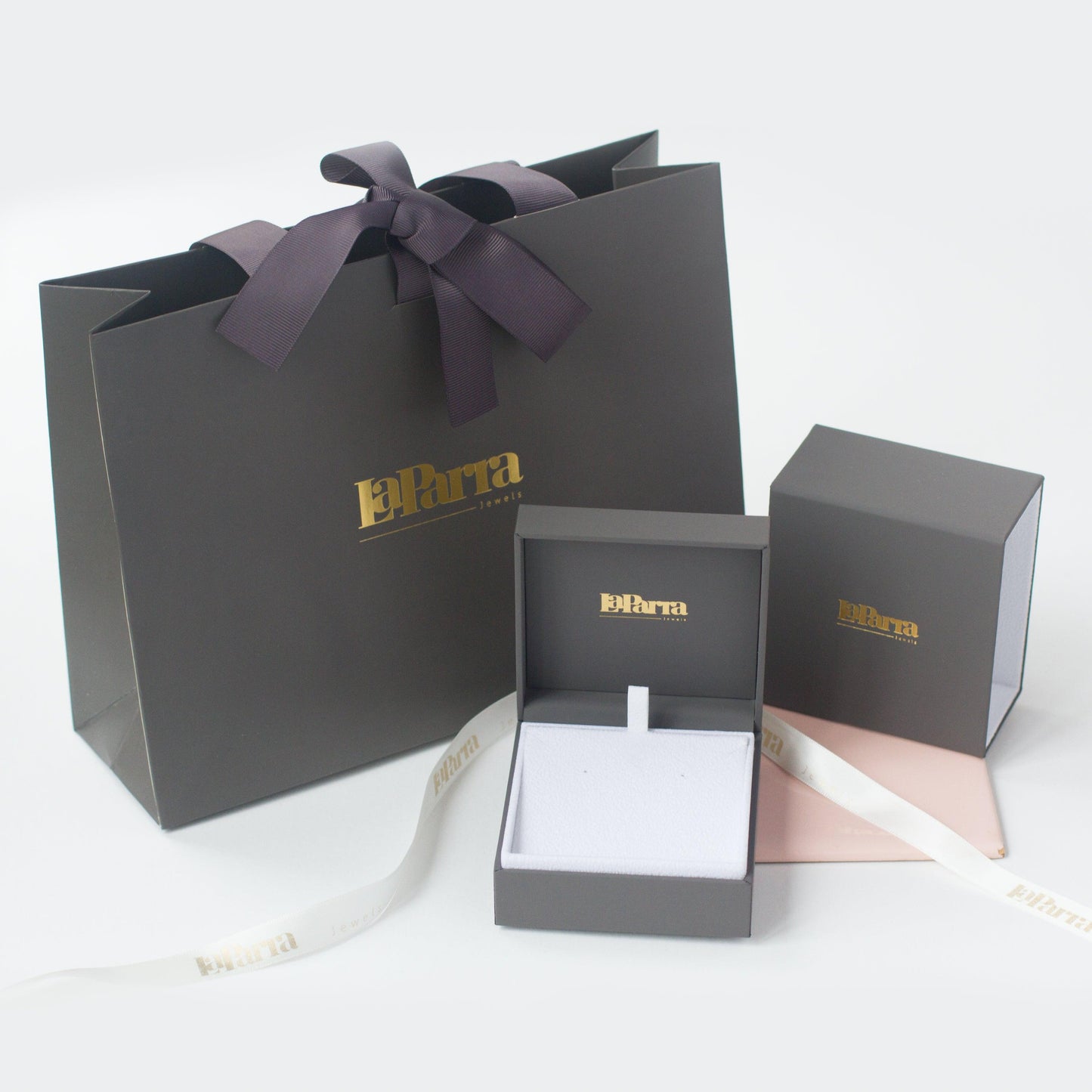 White gold necklace set with white diamonds - LaParra Jewels-BESPOKE HAND MADE JEWLERY LONDON