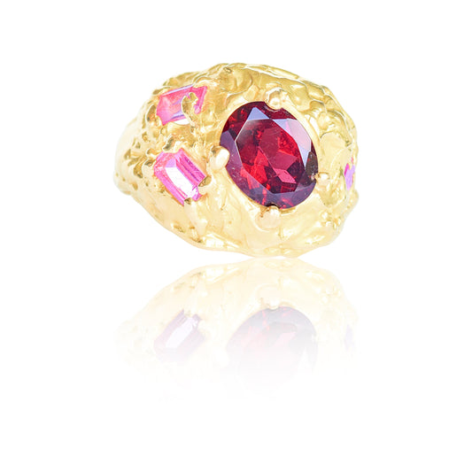 18ct Yellow Gold Ring with Sri Lankan Garnet and Pink Sapphires