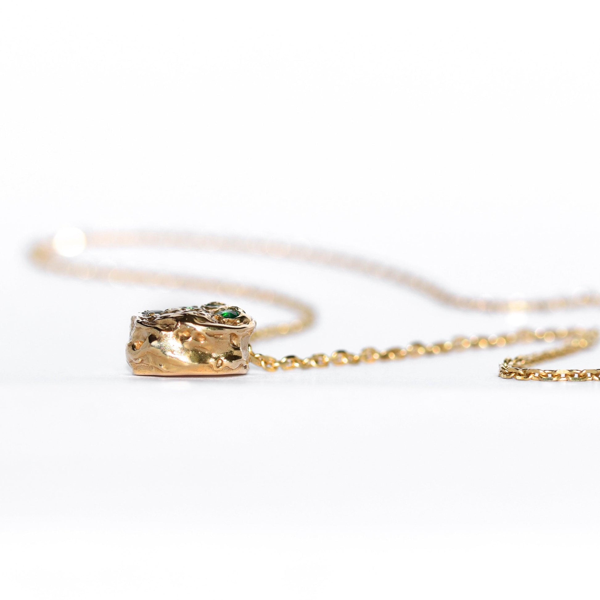 Gold Necklace set with emeralds - LaParra Jewels-BESPOKE HAND MADE JEWLERY LONDON